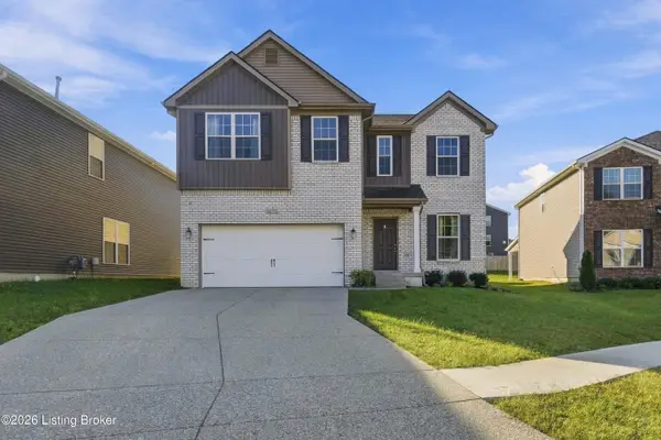 8431 Gateway Run Rd, Louisville, KY 40229