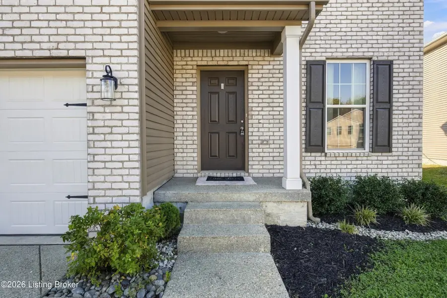 8431 Gateway Run Rd, Louisville, KY 40229 - #3