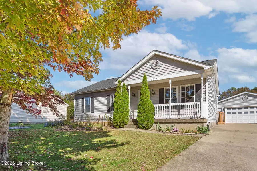 2221 Flat Rock Rd, Louisville, KY 40245 - #2