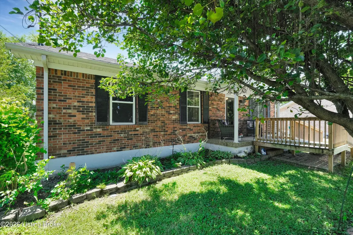 119 Ashley Ct, Louisville, KY 40229 - #1