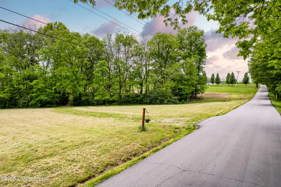 439 Clear Creek Rd, Shelbyville, KY 40065 - #2