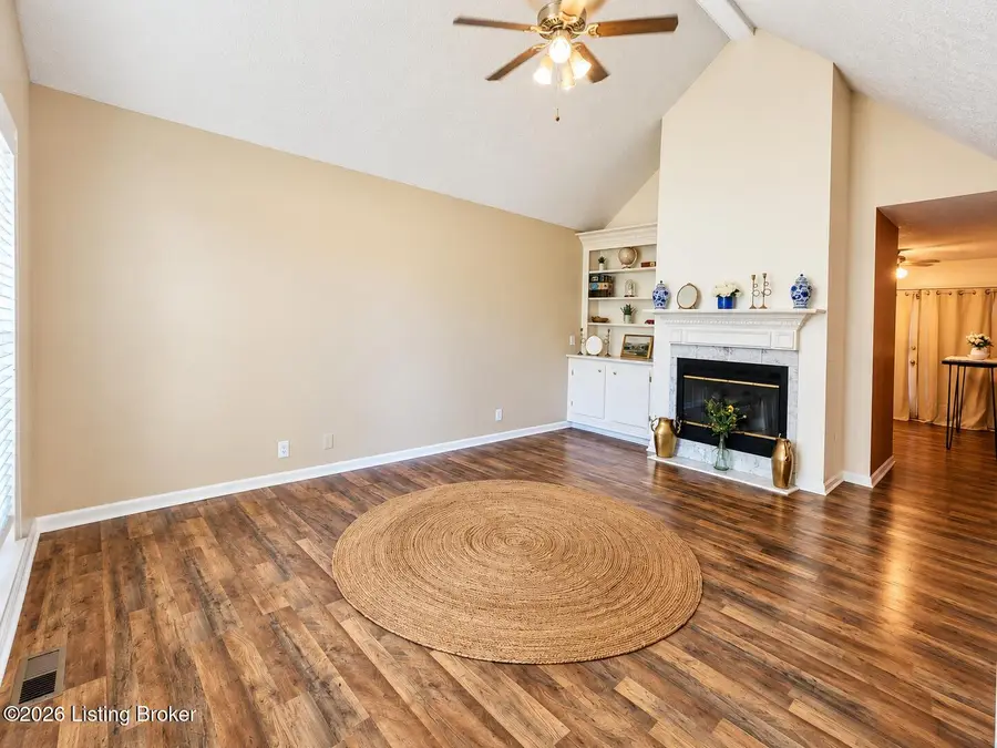 3021 Wurtele Ave, Louisville, KY 40216 - #2