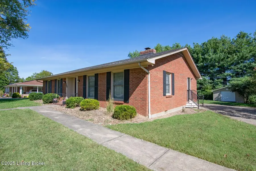 1106 Pawnee Dr, Elizabethtown, KY 42701 - #3