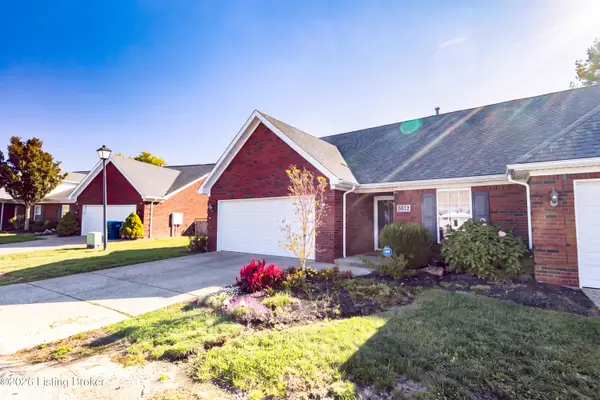6612 Woods Mill Dr, Louisville, KY 40272