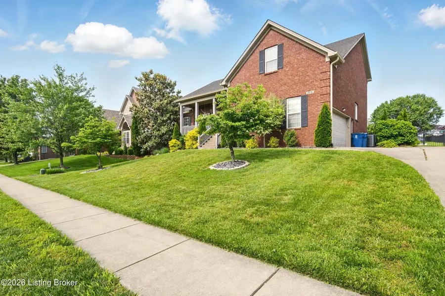 1016 Old Mill Village Dr, Shelbyville, KY 40065 - #2