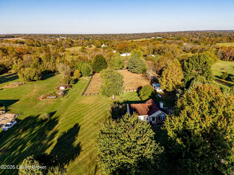 3257 Yoder Tipton Rd, Taylorsville, KY 40071 - #2