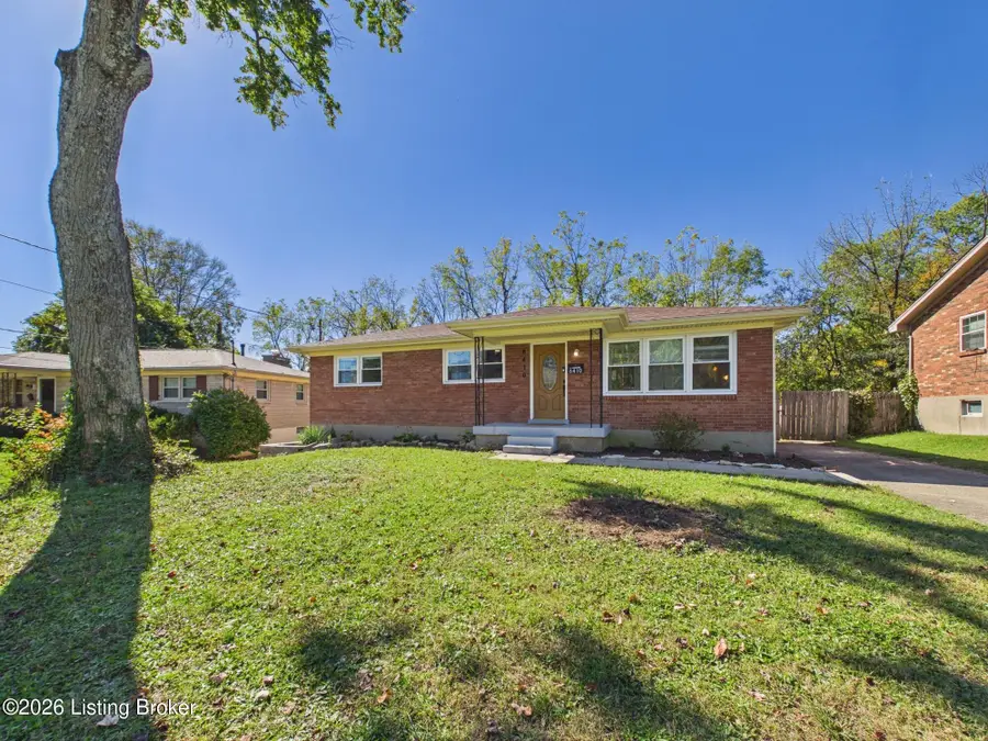 8410 Michael Ray Dr, Louisville, KY 40219 - #2