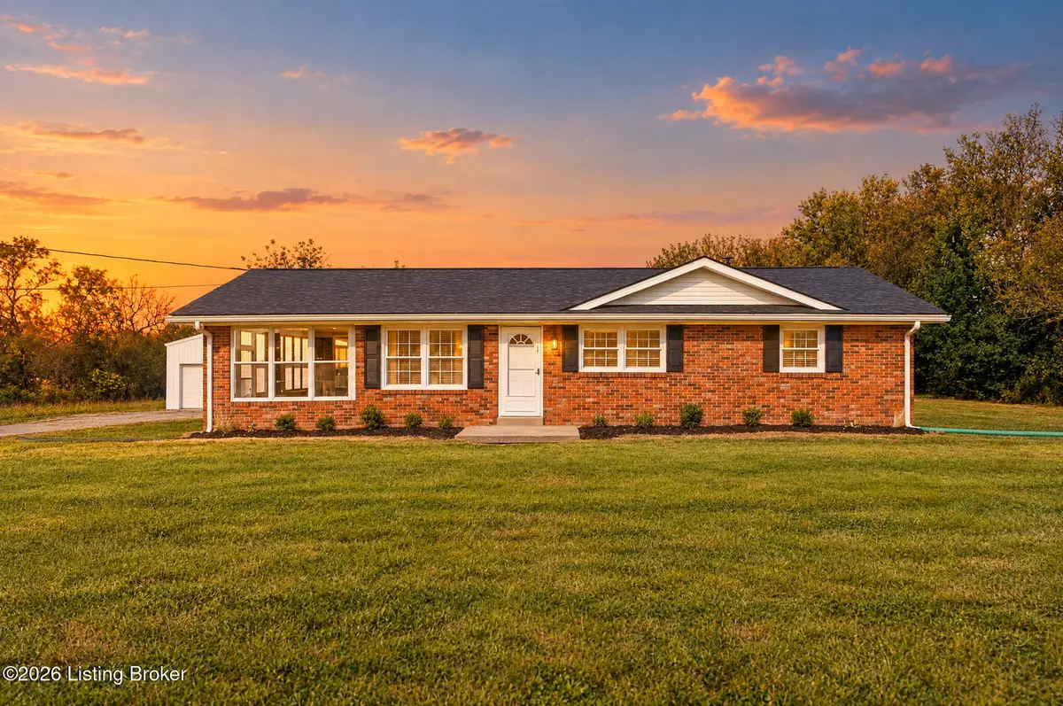 4092 Bagdad Rd, Bagdad, KY 40003 - #1