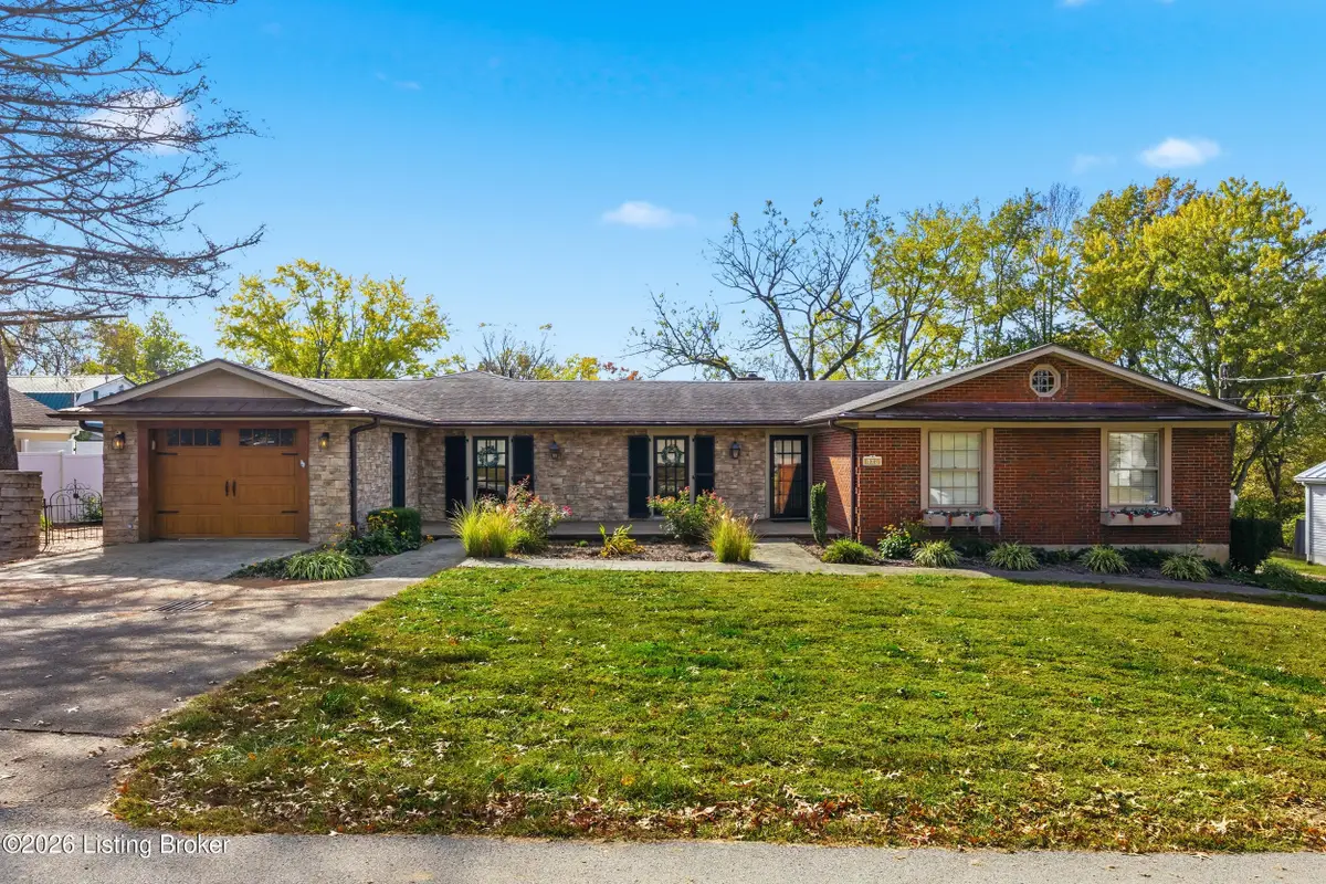 109 Goodloe Ave, Bloomfield, KY 40008 - #1