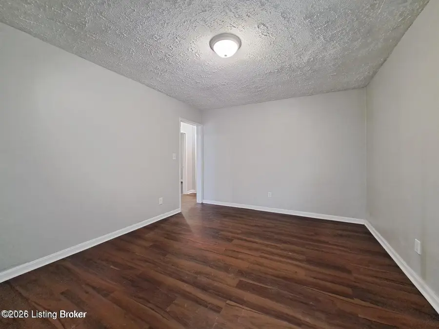 3509 Manslick Rd, Louisville, KY 40215 - #2