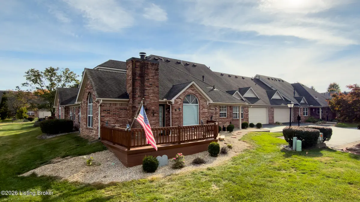 8101 Sawgrass Ct, Louisville, KY 40291 - #1