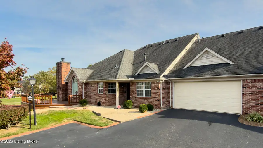 8101 Sawgrass Ct, Louisville, KY 40291 - #3