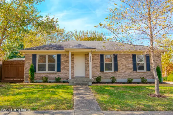 530 Oak Leaf Dr, La Grange, KY 40031