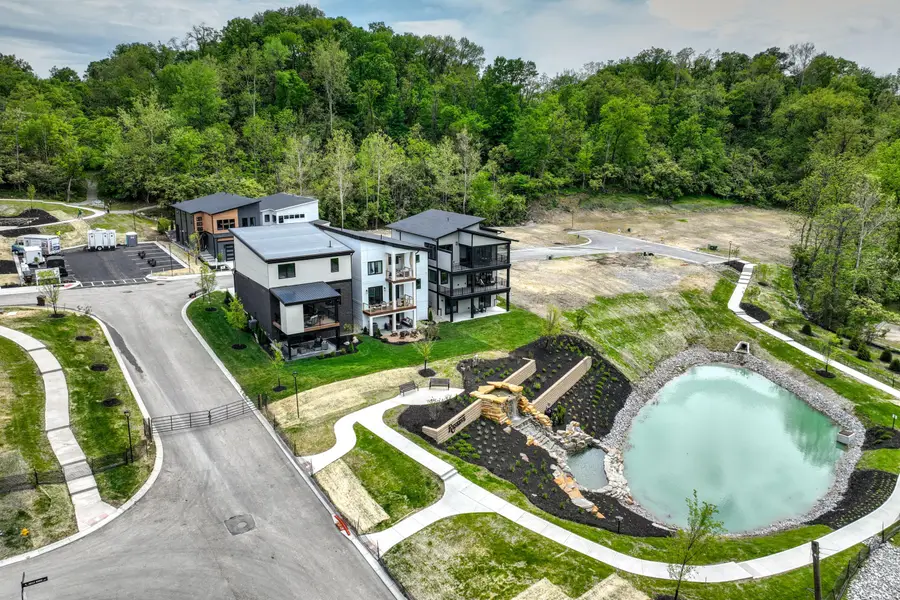 872 Belle Rdg Lp, Bellevue, KY 41073 - Image #2