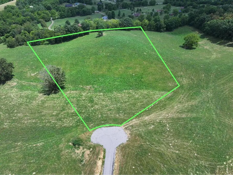 668 Creekside Farms Drive, Cynthiana, KY 41031 - Image #2