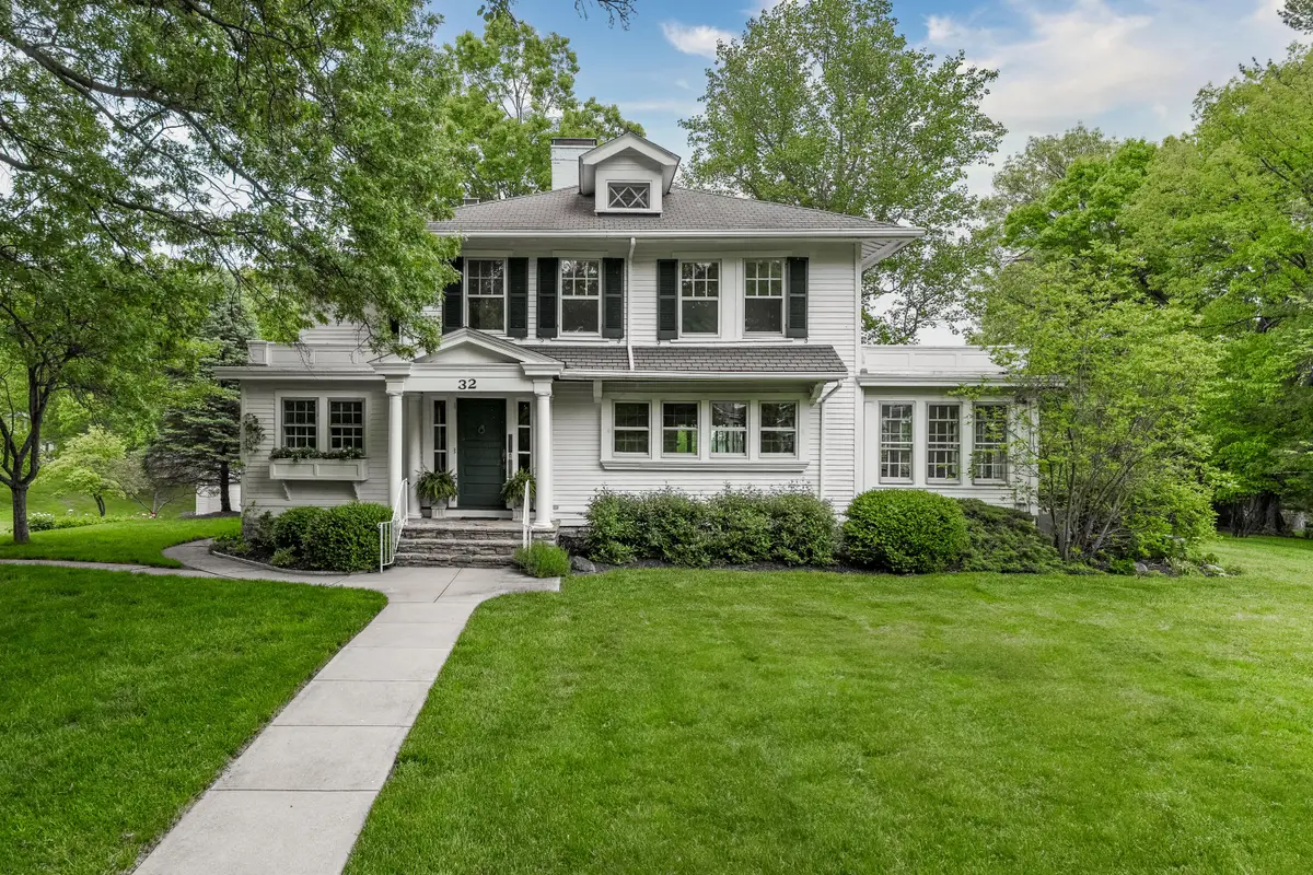 32 S Shaw Lane, Fort Thomas, KY 41075 - #1