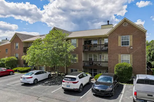 15 Meadow Lane #11, Highland Heights, KY 41076