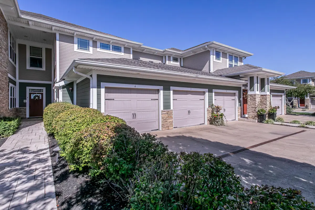 422 Riverpointe Drive #5, Dayton, KY 41074 - Image #1