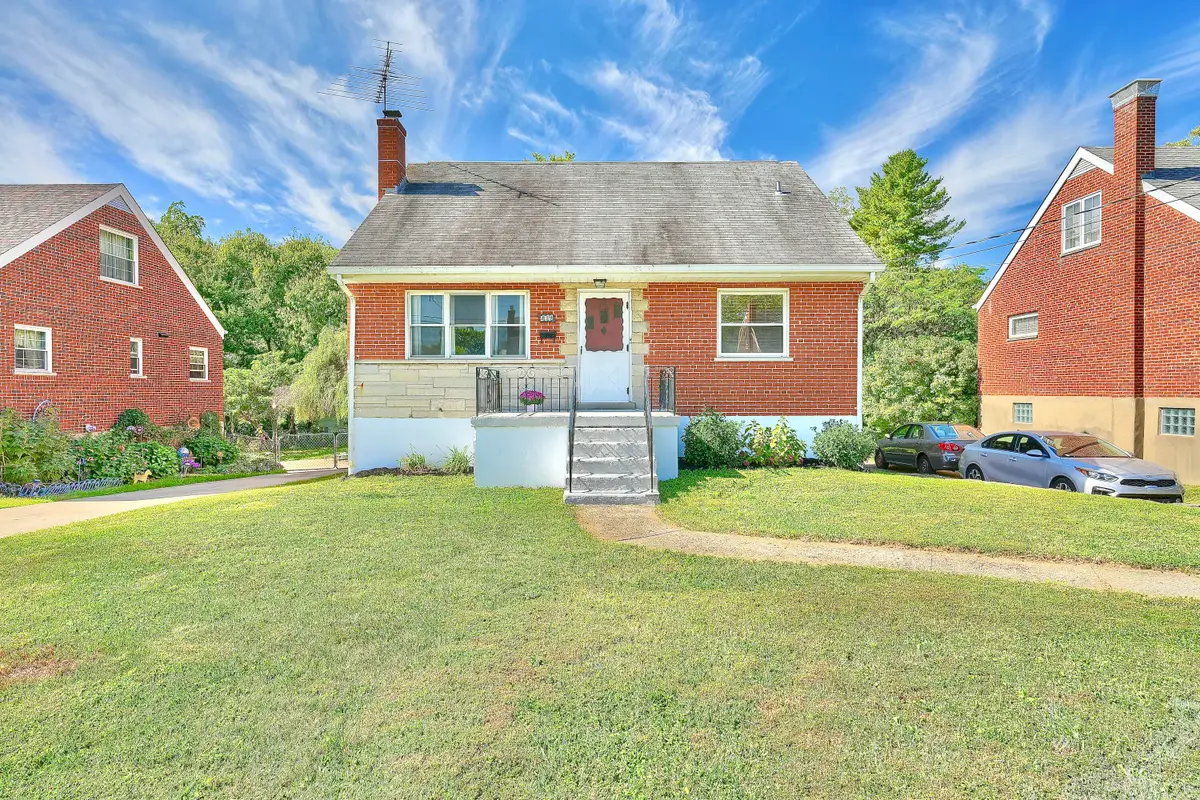 439 Swan Circle, Elsmere, KY 41018 - Image #1