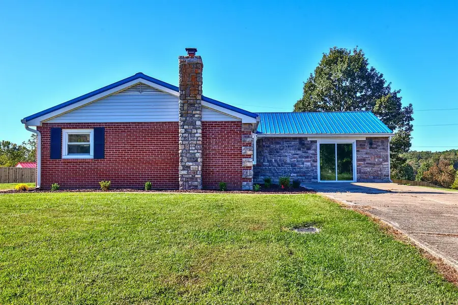 313 Stephens Drive, Falmouth, KY 41040 - Image #2