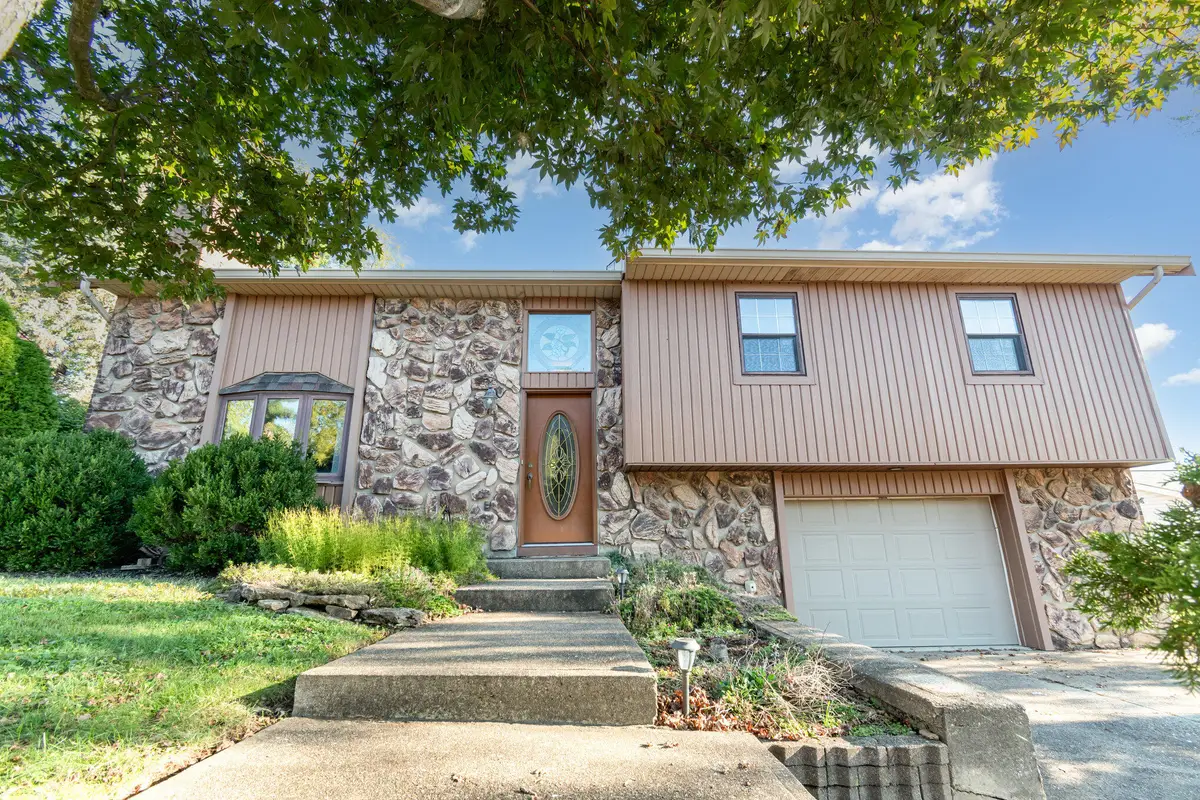 3736 Cliffwood Court, Alexandria, KY 41001 - Image #1