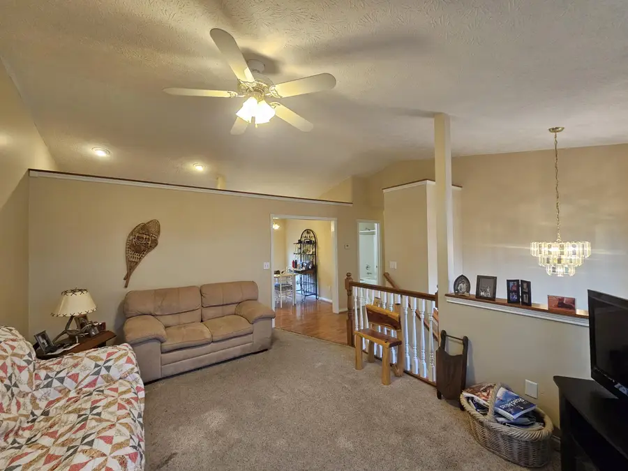 253 Redwood Drive, Dry Ridge, KY 41035 - Image #3