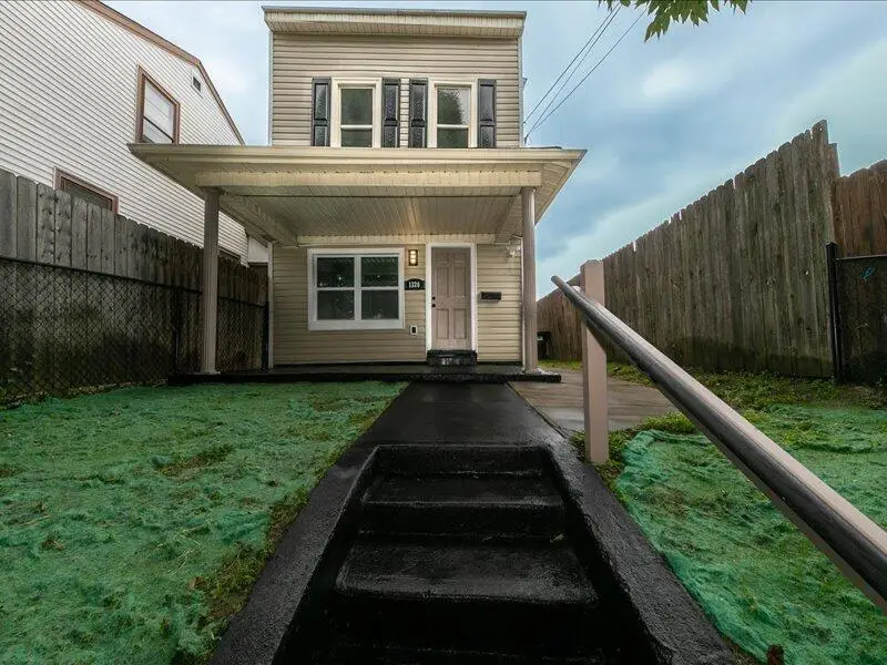 1326 Banklick, Covington, KY 41011 - #1