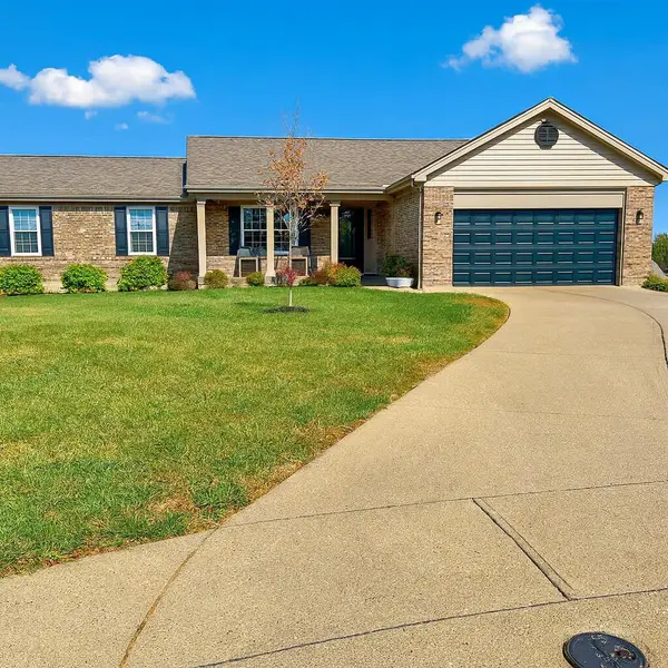 2318 Summerset Circle, Florence, KY 41042