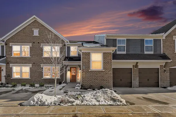 648 Foxhill Drive #9-203, Crescent Springs, KY 41017