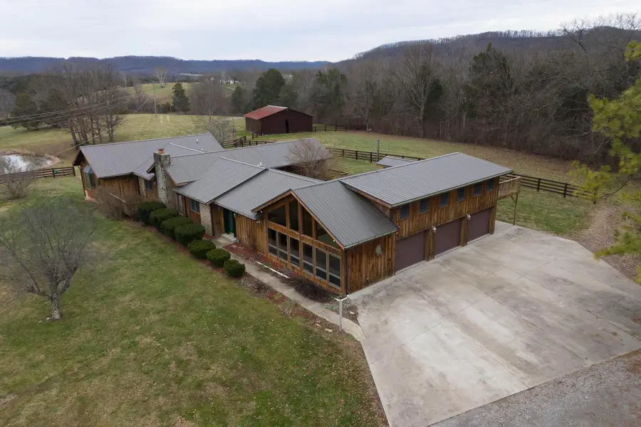 8594 Morehead Road, Flemingsburg, KY 41041 - Image #2