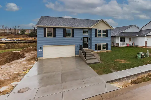 123 Churchill Drive, Williamstown, KY 41097