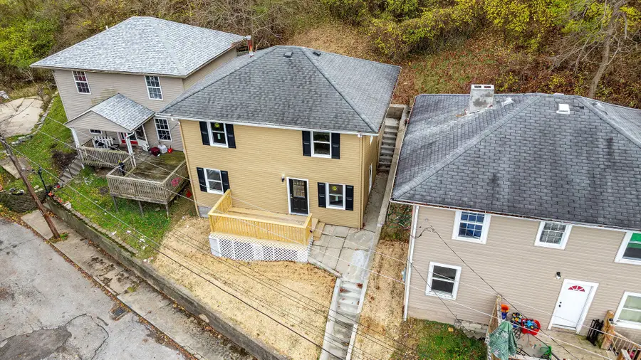 636 Brooklyn Avenue, Dayton, KY 41074 - Image #2