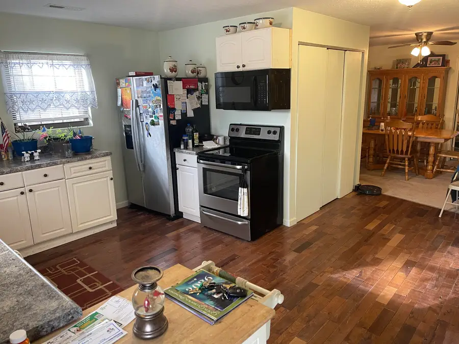 9167 Evergreen Drive, Florence, KY 41042 - Image #2