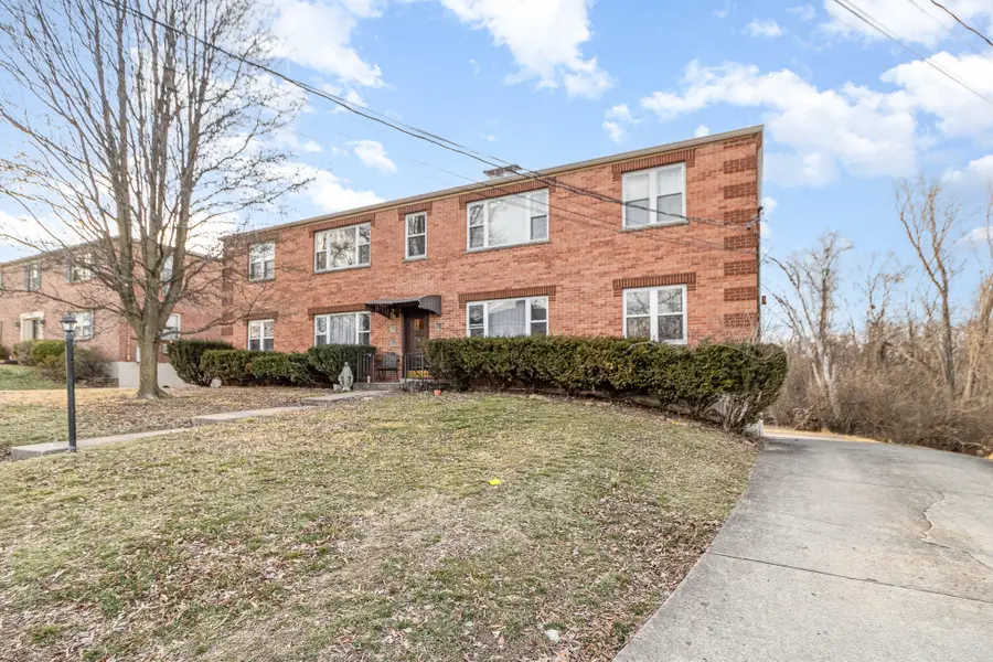 37 Holly Woods Drive, Fort Thomas, KY 41075 - Image #2