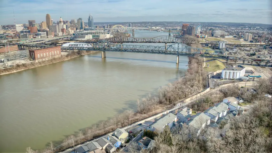 912 Virginia Lane, Covington, KY 41016 - Image #2