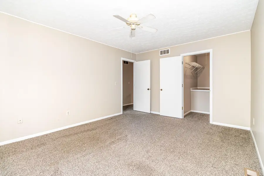 2826 Paddock Lane, Villa Hills, KY 41017 - Image #2