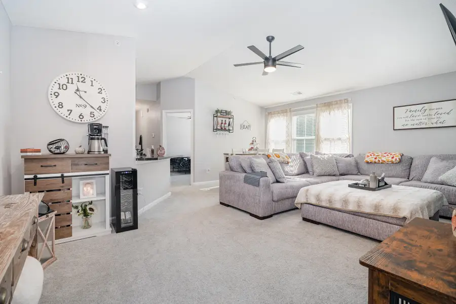 7497 Devonshire Drive #23-300, Alexandria, KY 41001 - Image #3