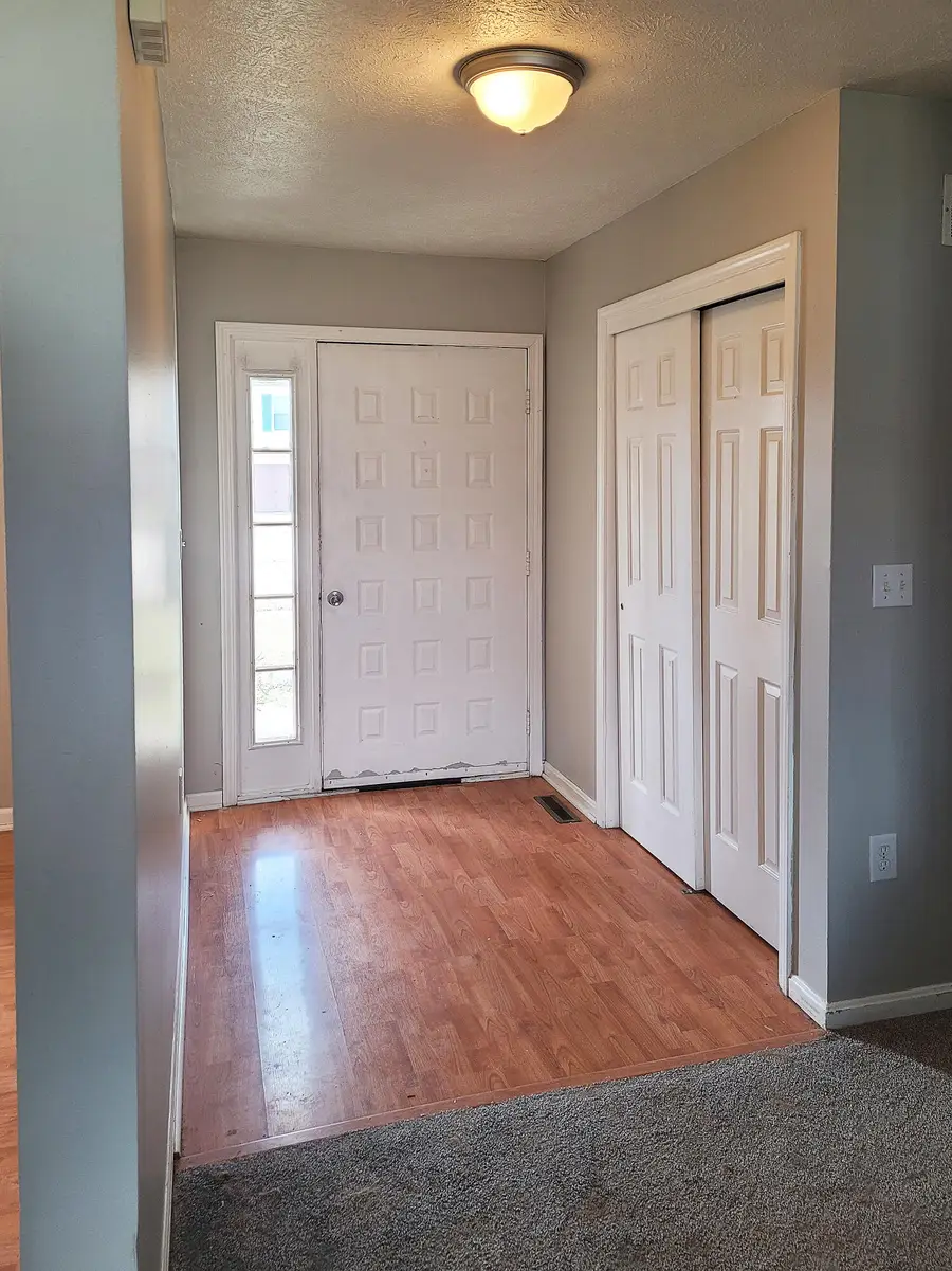 41 Meadow Wood Drive, Florence, KY 41042 - Image #2