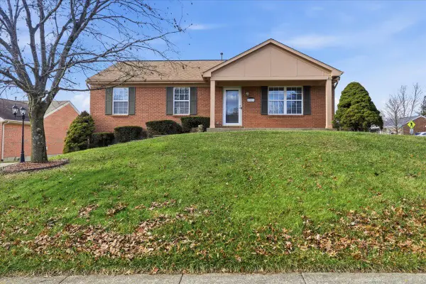 6921 Shadowridge Court, Florence, KY 41042