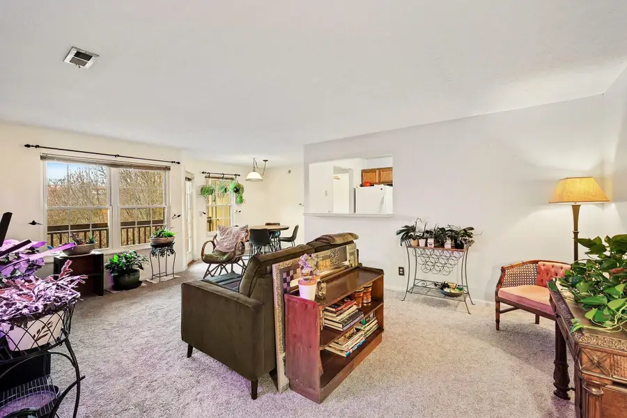 16 Meadow Lane #7, Highland Heights, KY 41076 - Image #3