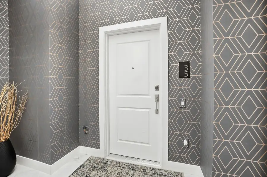 1150 Shavano Drive #35, Covington, KY 41011 - Image #3