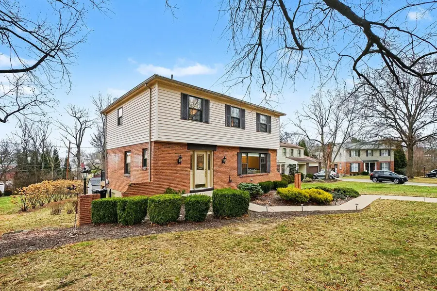 106 Varsity Court, Crestview Hills, KY 41017 - #3