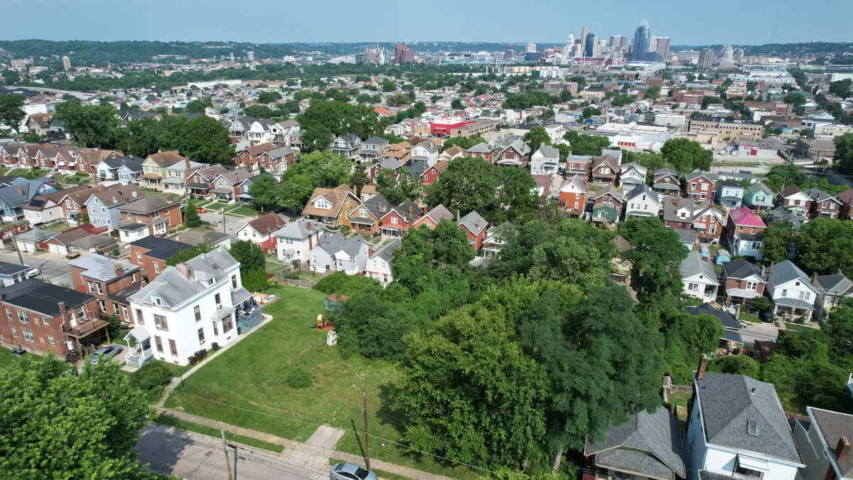 42 17th Street, Newport, KY 41071 - #1