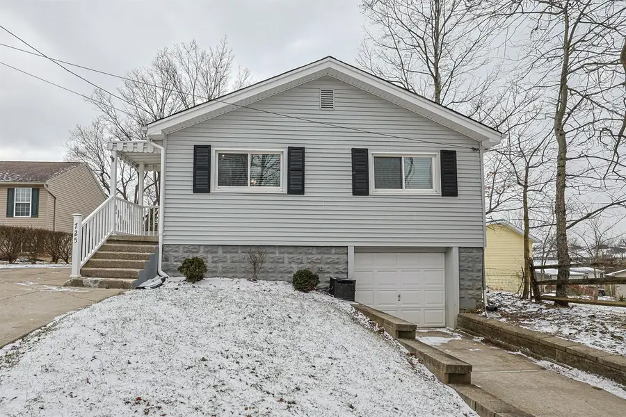 725 Ferncliff Avenue, Crescent Springs, KY 41017 - #2