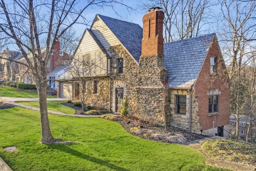 1054 Emerson Road, Park Hills, KY 41011 - #3