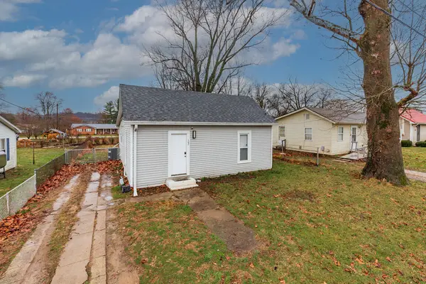 107 Red Cross Avenue, Warsaw, KY 41095