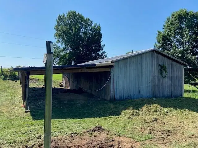 8234 Orangeburg Road, Maysville, KY 41056 - #3