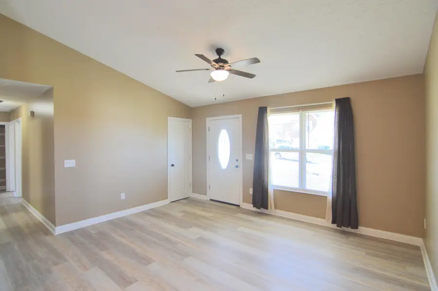 304 Brentwood Drive, Dry Ridge, KY 41035 - #3