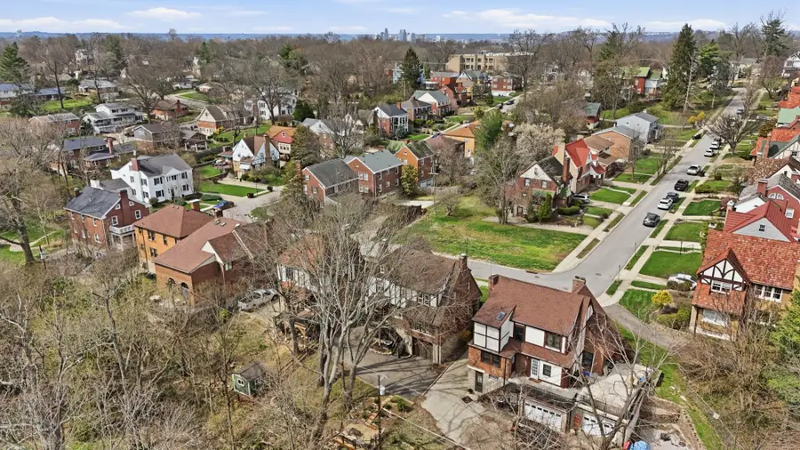 55 S Vernon Lane, Fort Thomas, KY 41075 - #3