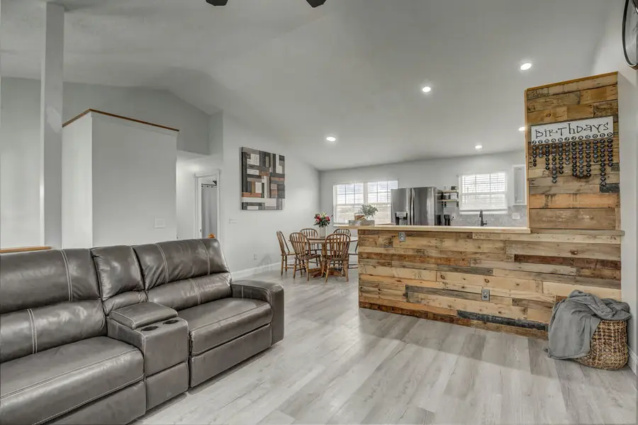 263 Redwood Drive, Dry Ridge, KY 41035 - #3